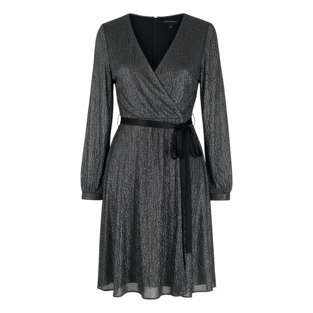 Banana Republic Women’s Elegant Black & Silver V- Neck Wrap Dress Size 2